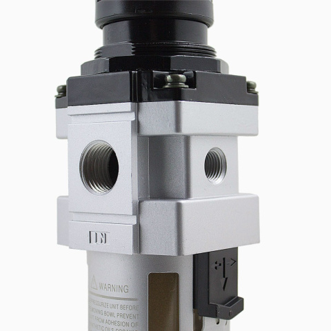REDUKTOR + FILTR SPRĘŻONEGO POWIETRZA 1/2" REDUKTOR + FILTR SPRĘŻONEGO POWIETRZA 1/2"
