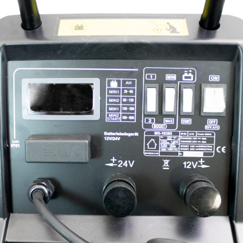 Prostownik akumulatorowy z rozruchem 12/24V Prostownik akumulatorowy z rozruchem 12/24V